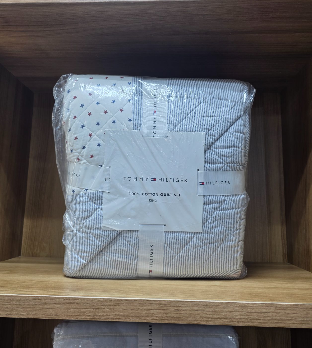 Tommy Hilfiger Ithaca Americana Patchwork Quilt Set — view 2