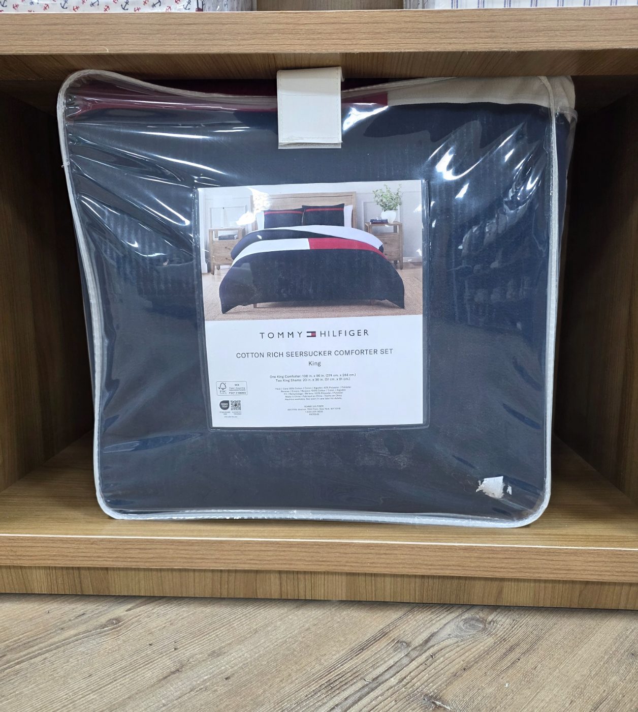Tommy Hilfiger Cotton Rich Seersucker Comforter Set — view 2