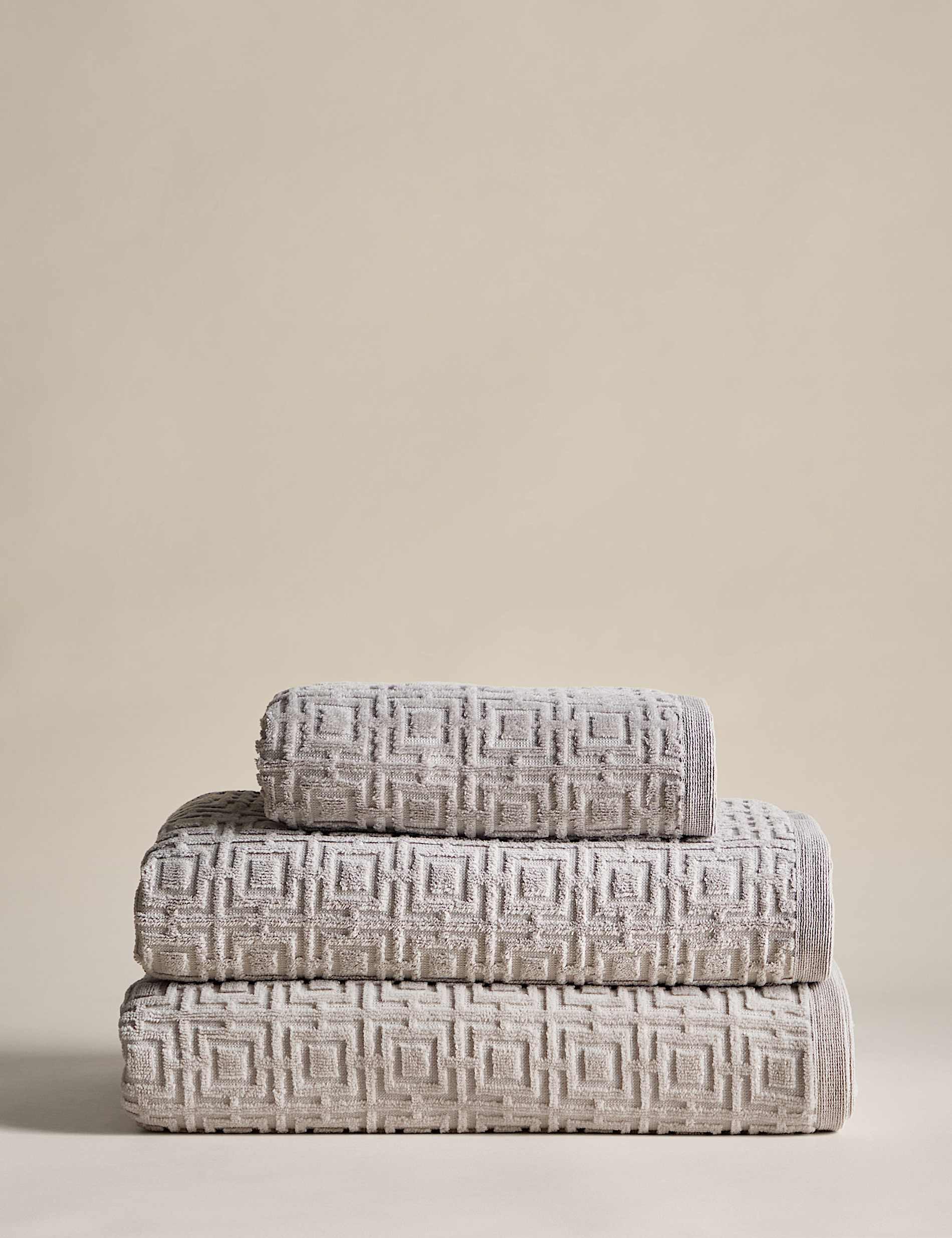 M&S Kelly Hoppen Ultimate Turkish Cotton Geometric Bath Towel
