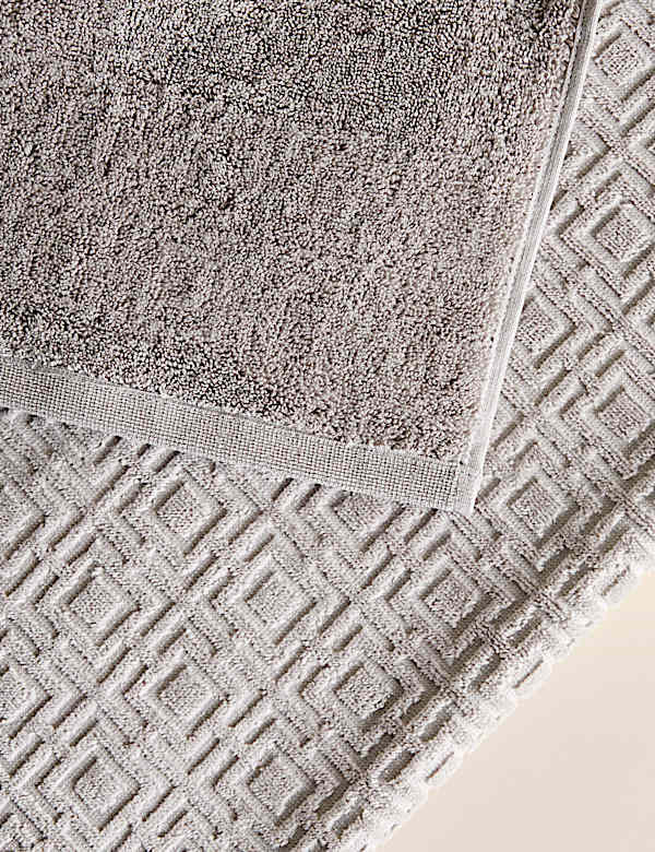 M&S Kelly Hoppen Ultimate Turkish Cotton Geometric Bath Towel — view 4