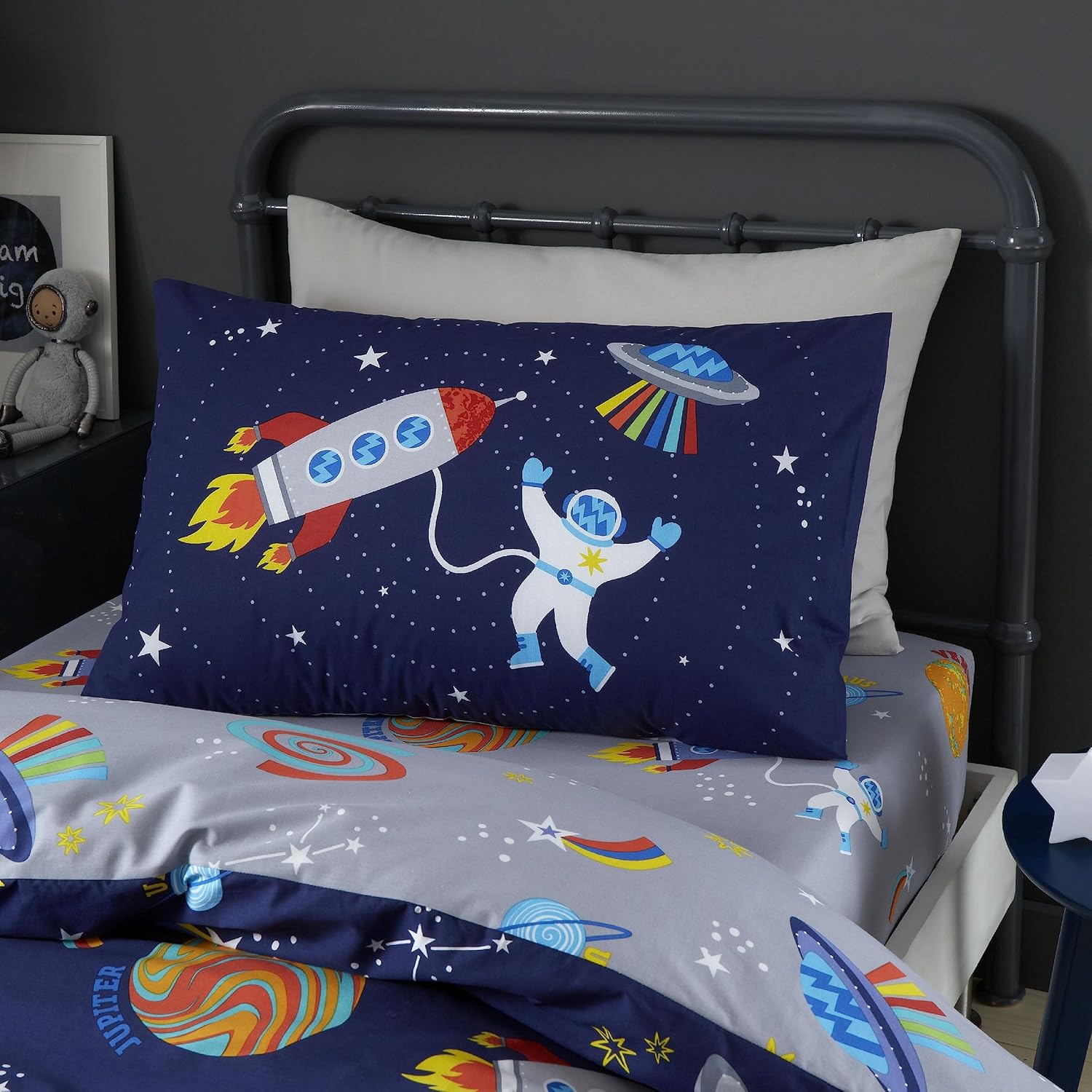 CL Lost In Space Duvet Set - Single — view 3