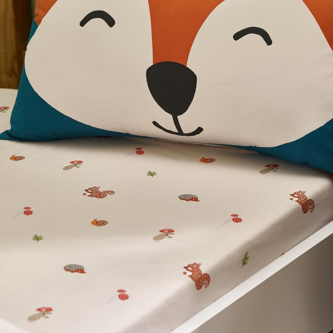 Catherine Lansfield Fitted Sheet