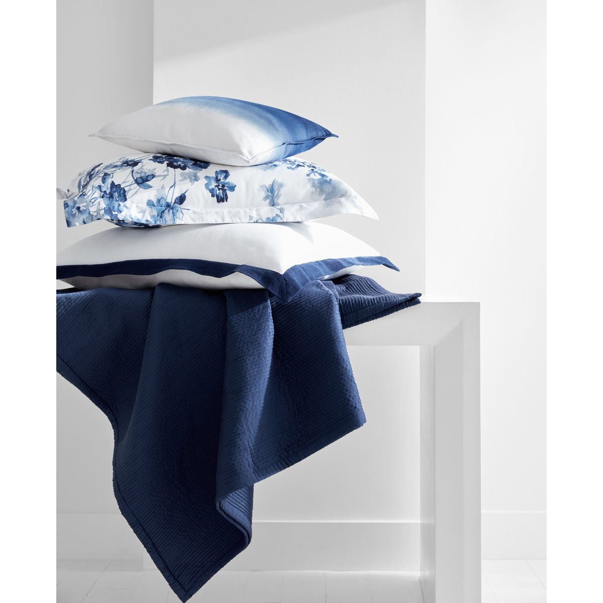 Lauren Ralph Lauren Flora Duvet Cover Set — view 2