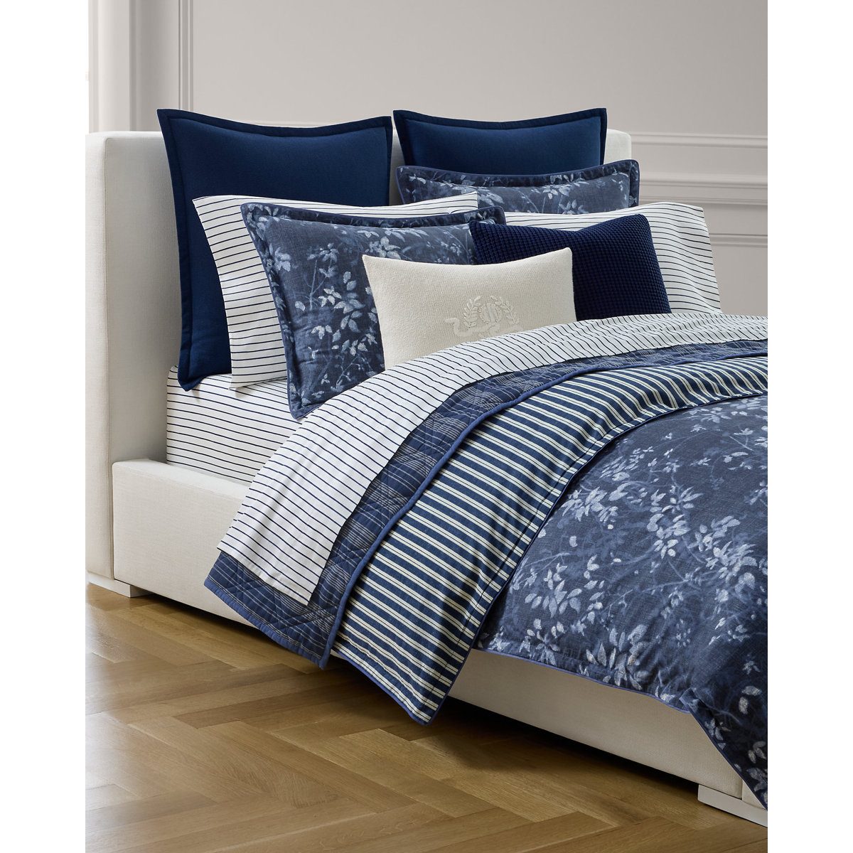 Lauren Ralph Lauren Caterina Floral Percale Duvet Cover Set — view 2