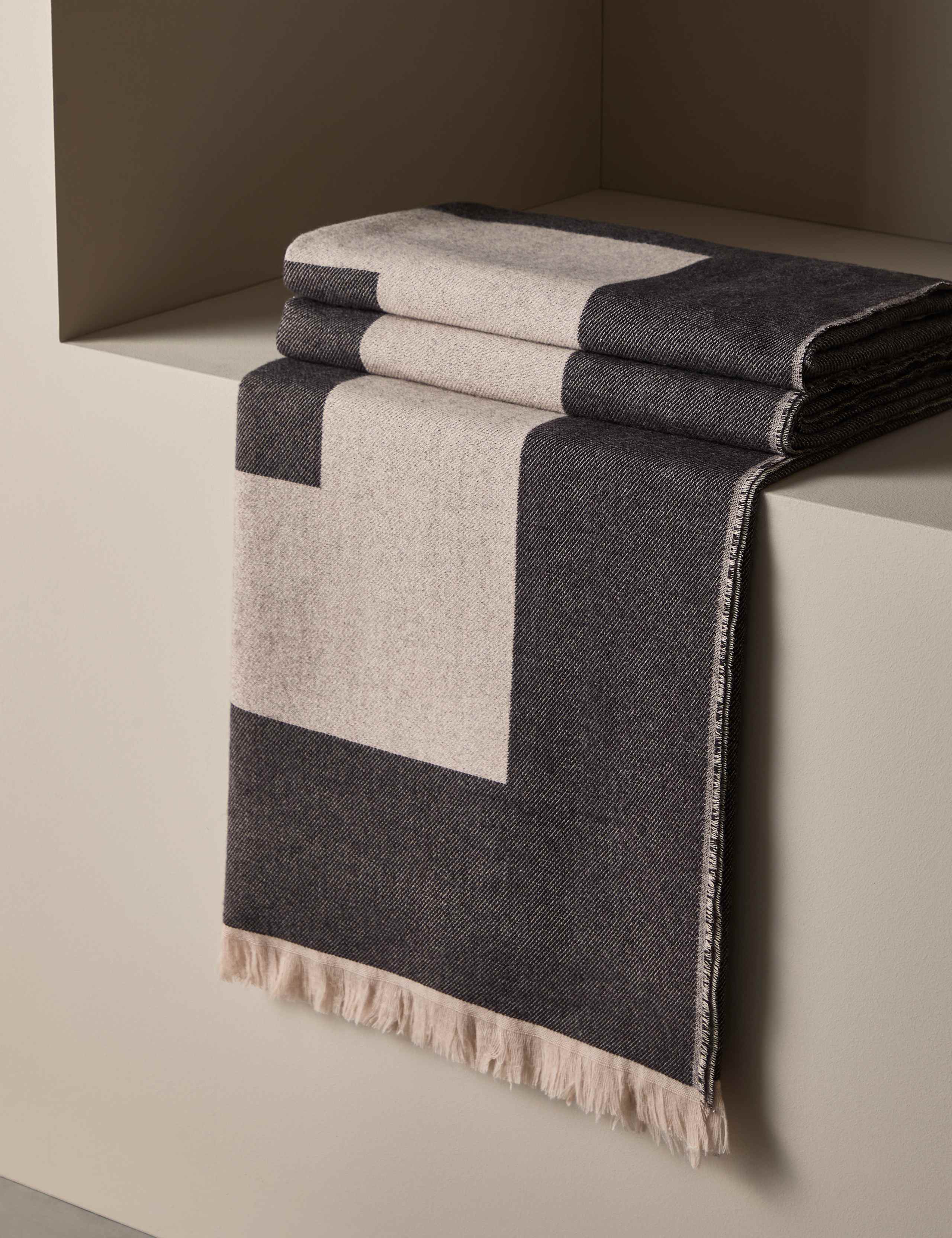 M&S X Kelly Hoppen Throw
