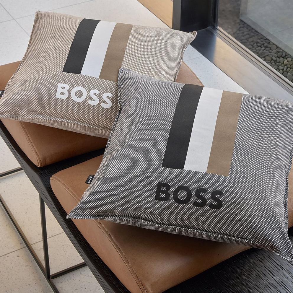Boss Linea Cushion