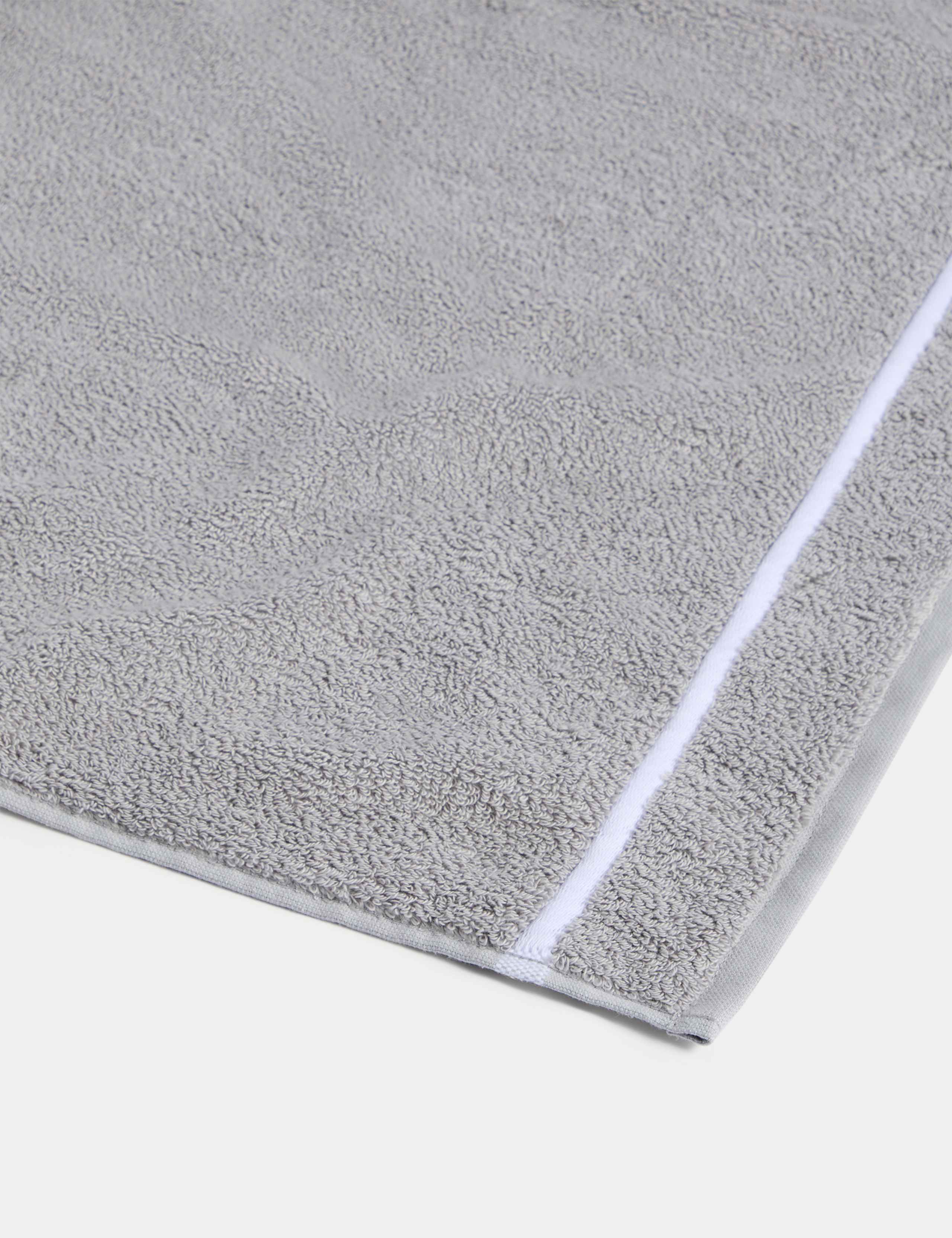 M&S X Kelly Hoppen Yarn Towel