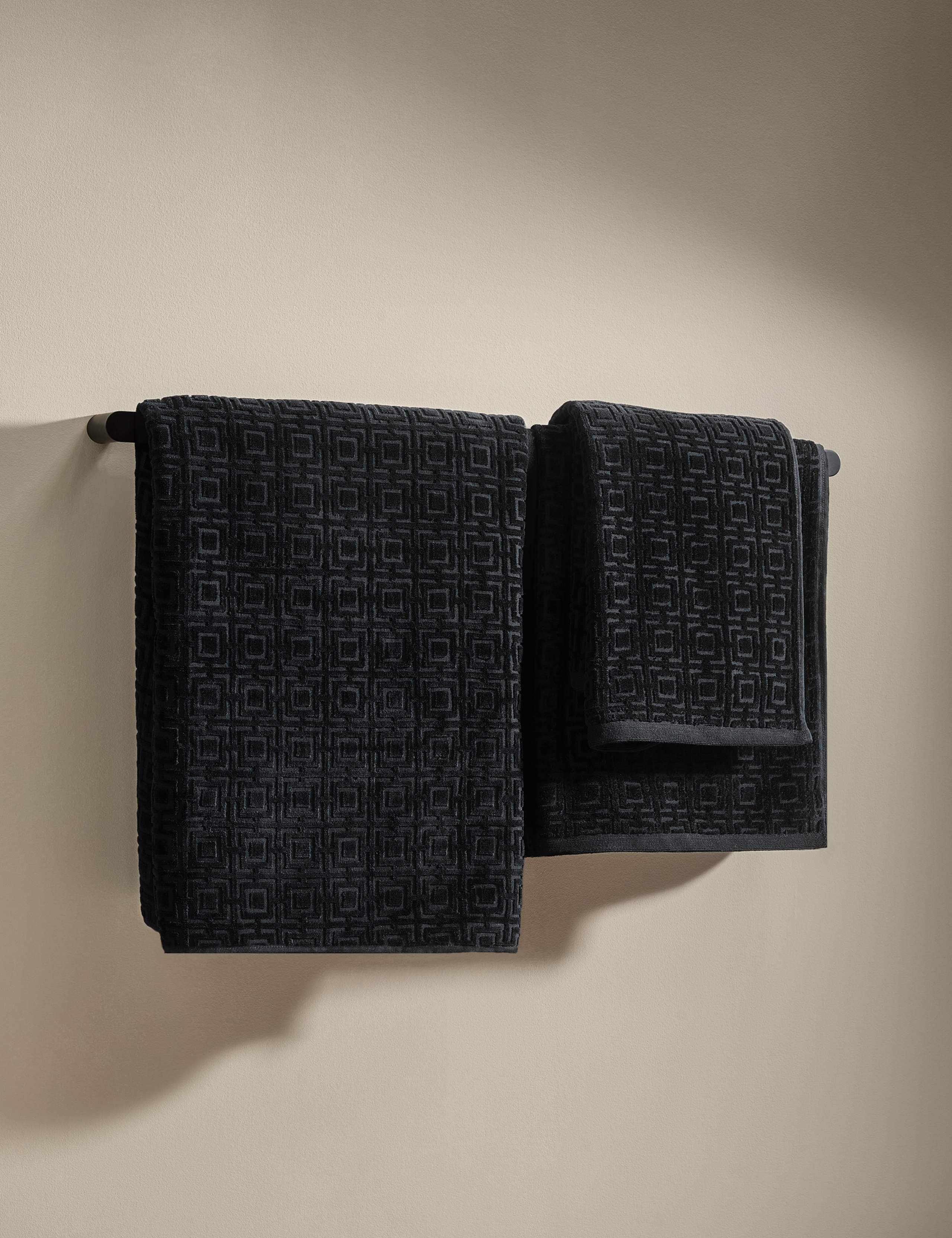 M&S X Kelly Hoppen GEO Towel (Small)