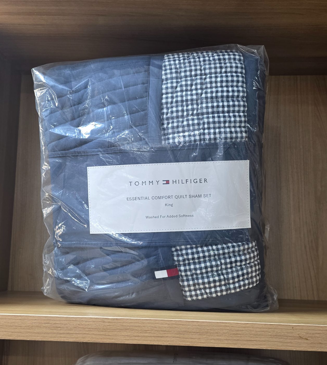 Tommy Hilfiger Essential Comfort Quilt Sham Set