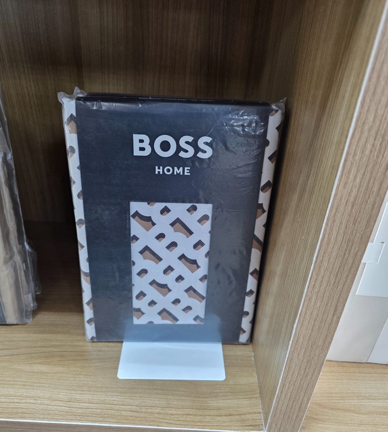 Boss Home B Monogram Pillow case