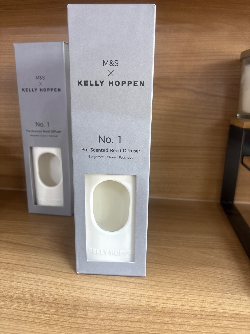 M&S X Kelly Hoppen  No. 1 Fragrance Pre-Scented Reed Diffuser