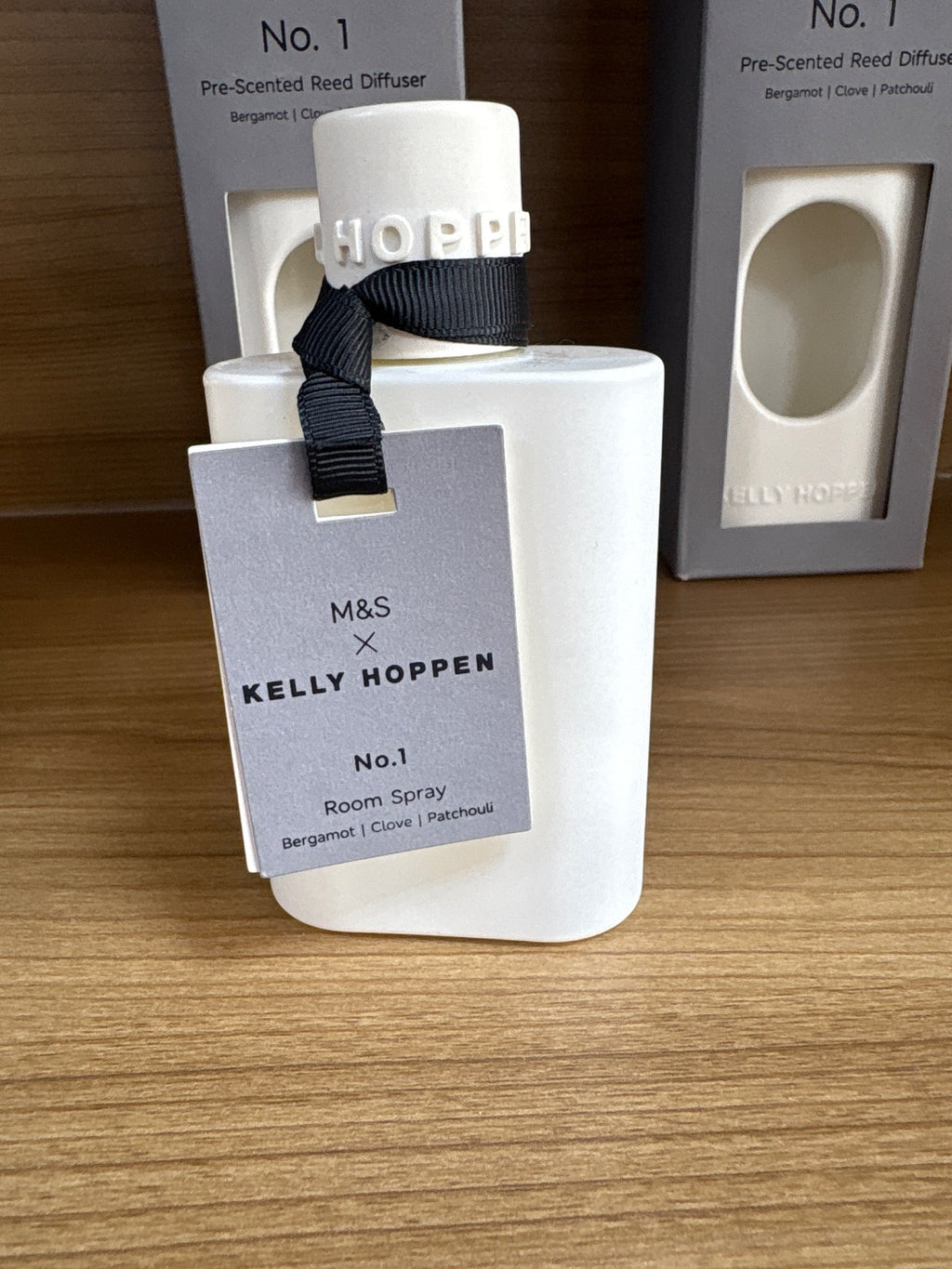 M&S X Kelly Hoppen  No.1 Fragrance Room Spray