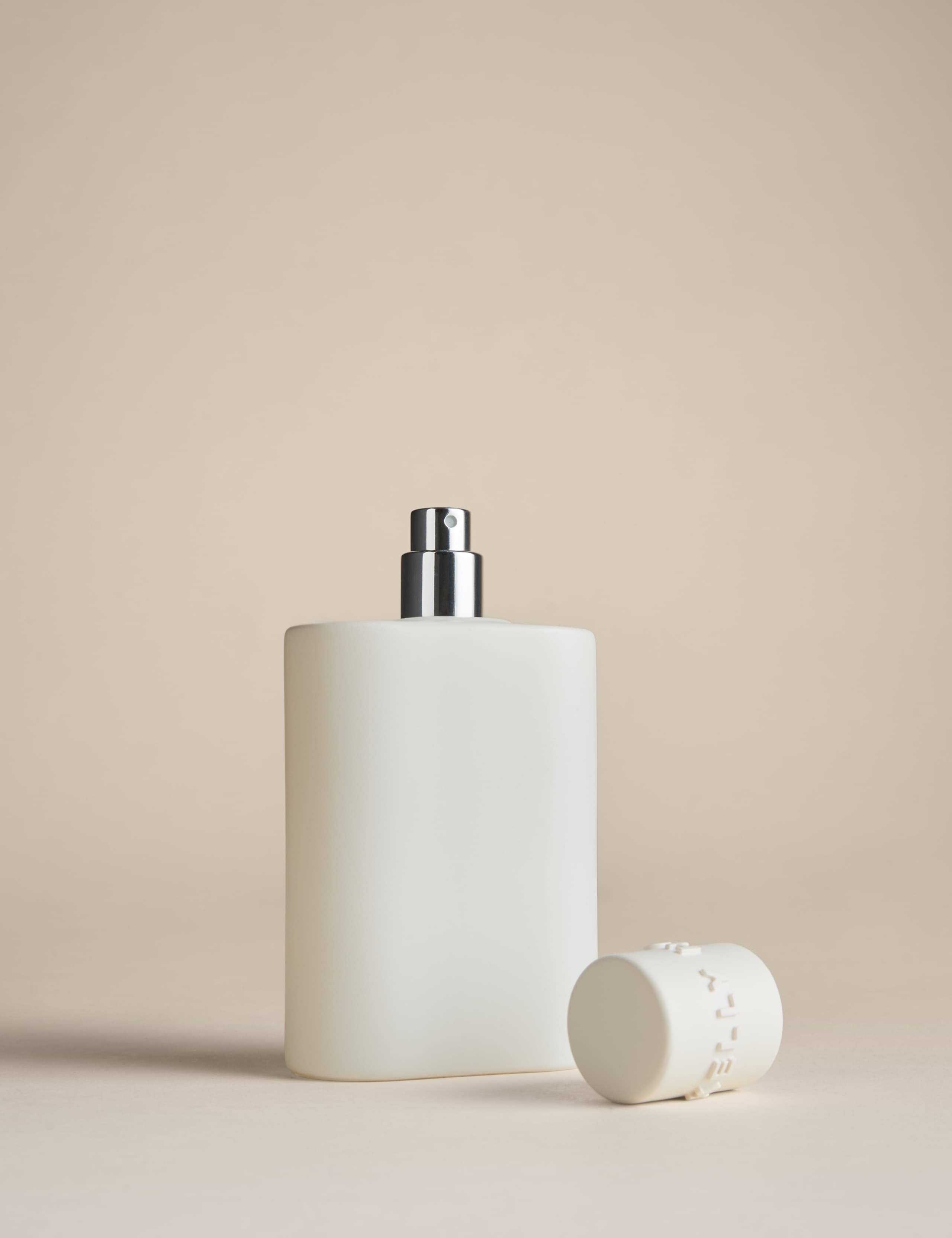 M&S X Kelly Hoppen  No.1 Fragrance Room Spray